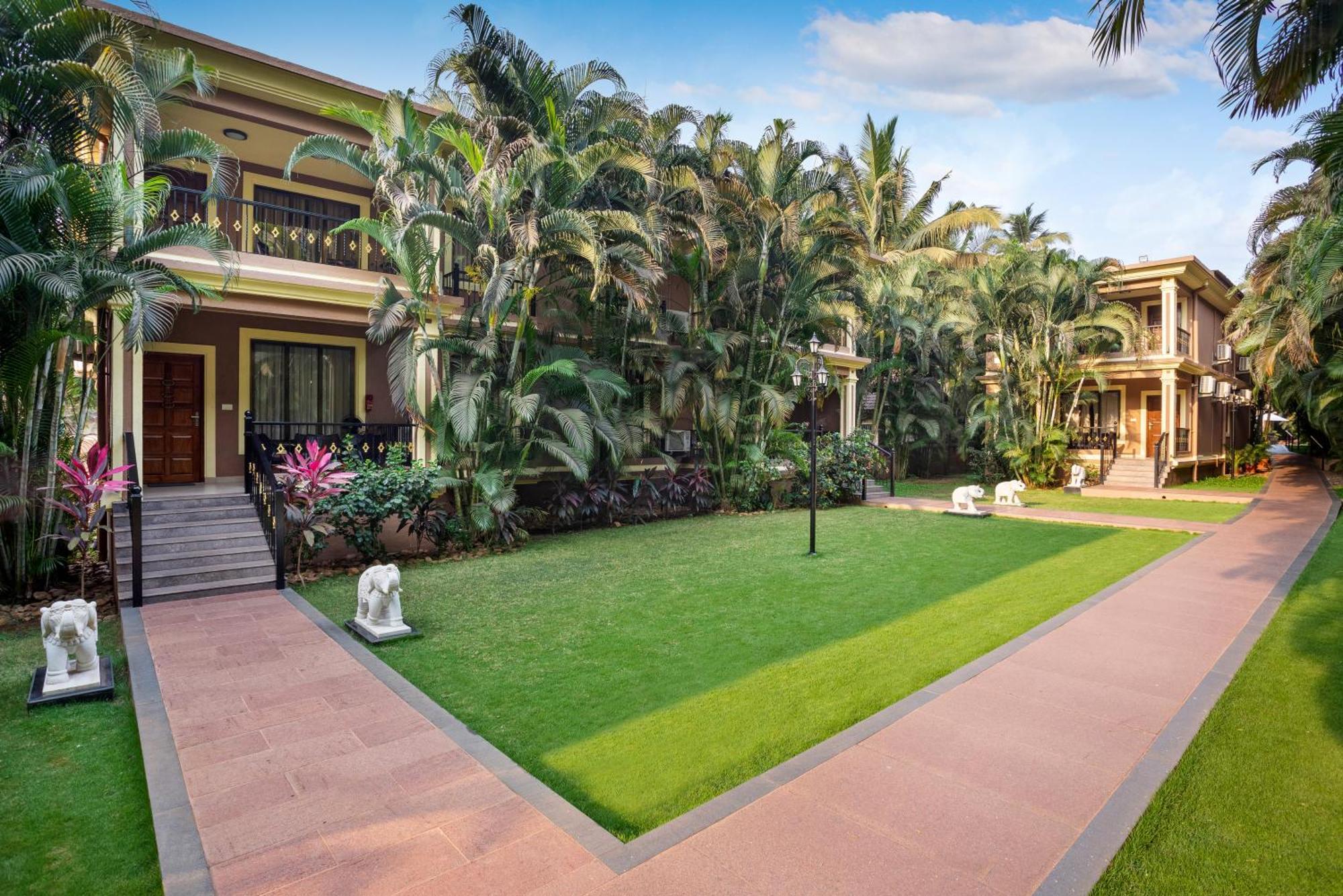 Seashell Suites And Villas- Candolim Goa Esterno foto