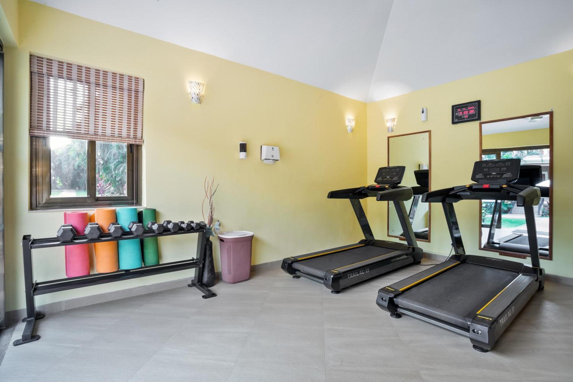 Seashell Suites And Villas- Candolim Goa Esterno foto